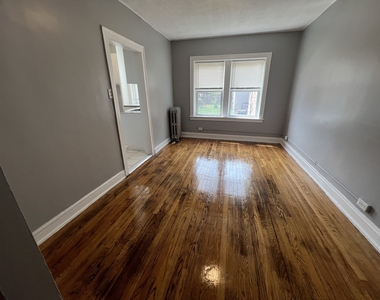 241 E 108th Street - Photo Thumbnail 3