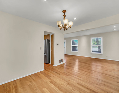 1100 Lockwood Drive - Photo Thumbnail 8