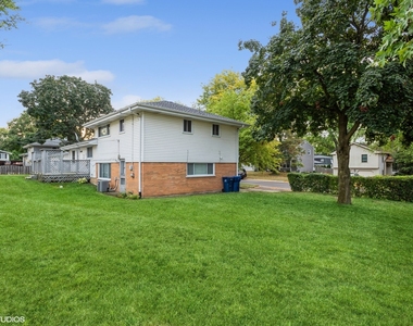319 Shirley Court - Photo Thumbnail 20
