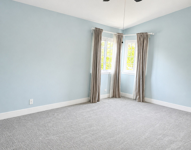 103 Brittany Drive - Photo Thumbnail 10