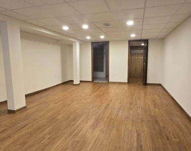 8607 N Osceola Avenue - Photo Thumbnail 27