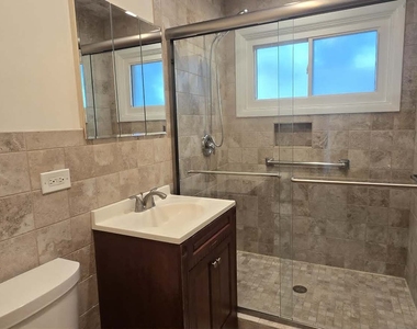 8607 N Osceola Avenue - Photo Thumbnail 21
