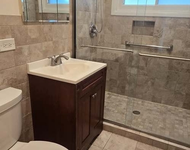 8607 N Osceola Avenue - Photo Thumbnail 22