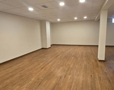 8607 N Osceola Avenue - Photo Thumbnail 25