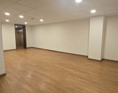 8607 N Osceola Avenue - Photo Thumbnail 24