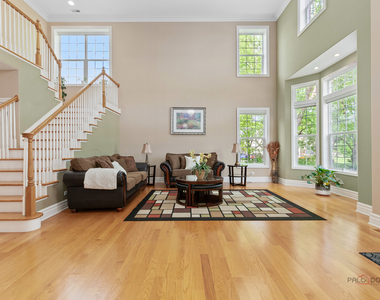 312 Camargo Court - Photo Thumbnail 7
