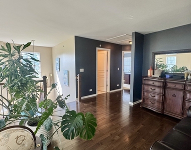 11 E Willow Road - Photo Thumbnail 21