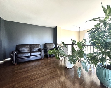 11 E Willow Road - Photo Thumbnail 16