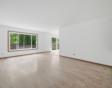 152 Dunbar Lane - Photo Thumbnail 3