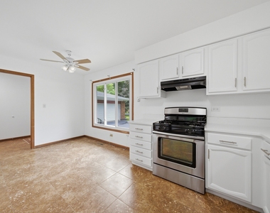 152 Dunbar Lane - Photo Thumbnail 5