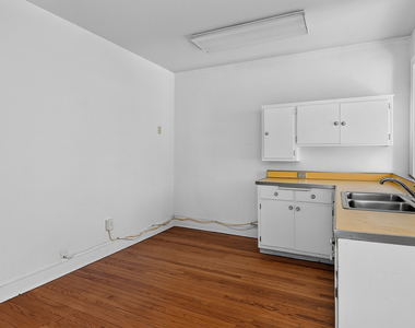 438 N Main Street - Photo Thumbnail 5