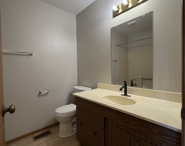76 Washington Street - Photo Thumbnail 1