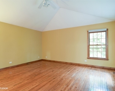 21 Arbor Drive - Photo Thumbnail 3