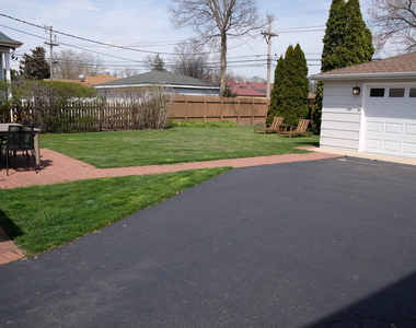 891 E Grant Drive - Photo Thumbnail 11