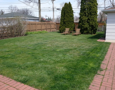 891 E Grant Drive - Photo Thumbnail 9