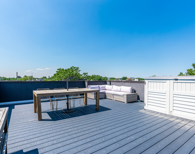 2646 W Augusta Boulevard - Photo Thumbnail 10
