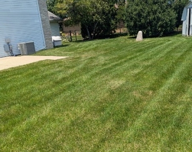 121 Glenridge Lane - Photo Thumbnail 7