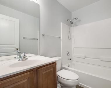 113 Blackhawk Court - Photo Thumbnail 14