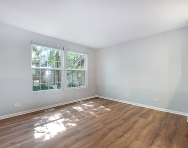 113 Blackhawk Court - Photo Thumbnail 1