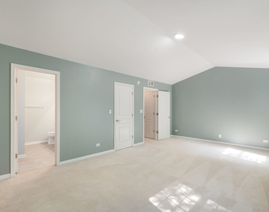 113 Blackhawk Court - Photo Thumbnail 12