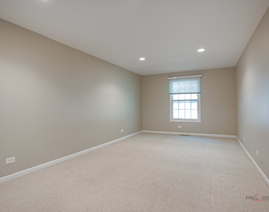 1220 Park Avenue W - Photo Thumbnail 18
