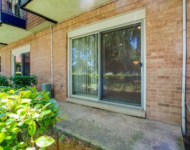 1220 Park Avenue W - Photo Thumbnail 21