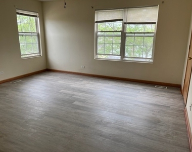 478 Brookside Drive - Photo Thumbnail 7
