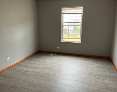 478 Brookside Drive - Photo Thumbnail 5