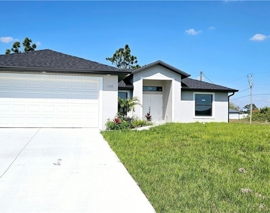 4300 11th Street W - Photo Thumbnail 8