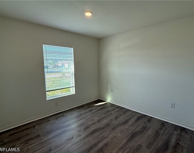 1139 Nw 16th Terrace - Photo Thumbnail 5