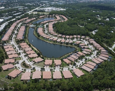 9142 Isla Bella Circle - Photo Thumbnail 33