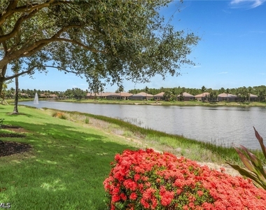 9142 Isla Bella Circle - Photo Thumbnail 23