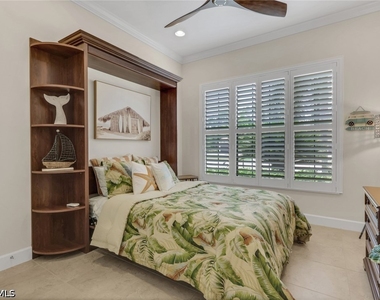 9142 Isla Bella Circle - Photo Thumbnail 17