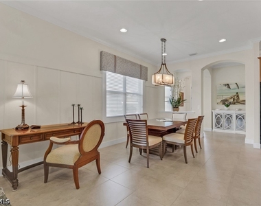 9142 Isla Bella Circle - Photo Thumbnail 7