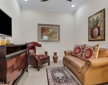 9142 Isla Bella Circle - Photo Thumbnail 15