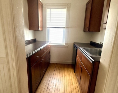 61 Laurel - Photo Thumbnail 2