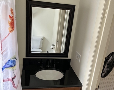 61 Laurel - Photo Thumbnail 6