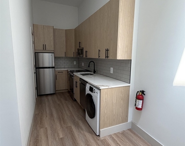 114 Main - Photo Thumbnail 8
