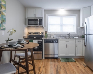 436 Kennard - Photo Thumbnail 1