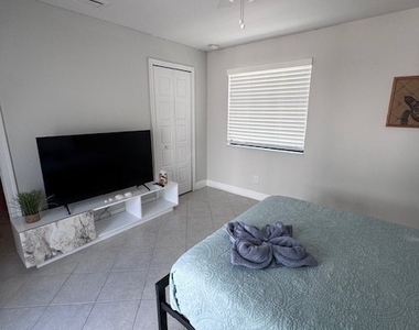 10600 Mcgregor Boulevard - Photo Thumbnail 28