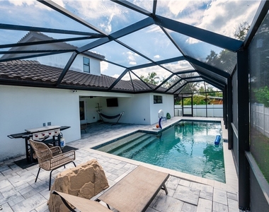 10600 Mcgregor Boulevard - Photo Thumbnail 2