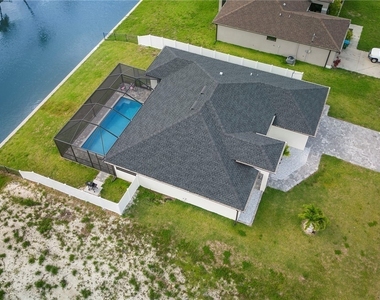 1137 Sw 18th Court - Photo Thumbnail 30