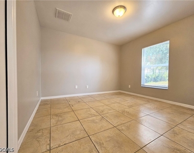 230 Hightower Avenue S - Photo Thumbnail 14