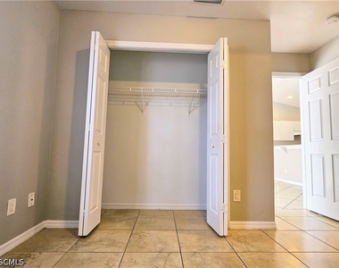 230 Hightower Avenue S - Photo Thumbnail 16