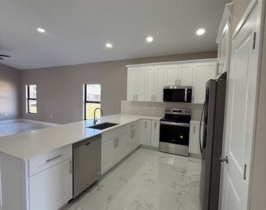 1518 Nelson Road N - Photo Thumbnail 4