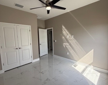 1518 Nelson Road N - Photo Thumbnail 17