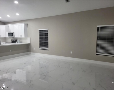 1518 Nelson Road N - Photo Thumbnail 7