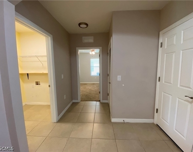 3425 Cancun Court - Photo Thumbnail 7