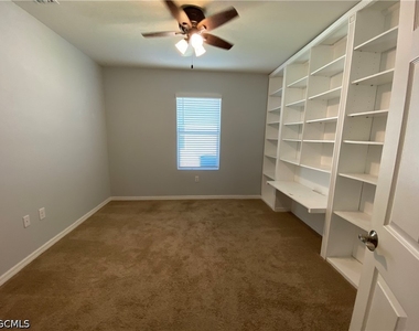 3425 Cancun Court - Photo Thumbnail 16