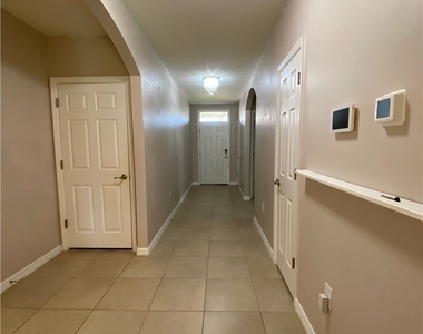 3425 Cancun Court - Photo Thumbnail 17